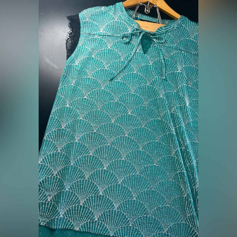 LuLaRoe Elegant Turquoise “Grace” Top Size Large NWOT